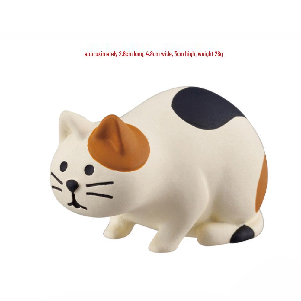 Japanese Style Cat Resin Ornament for Car Console Decoration