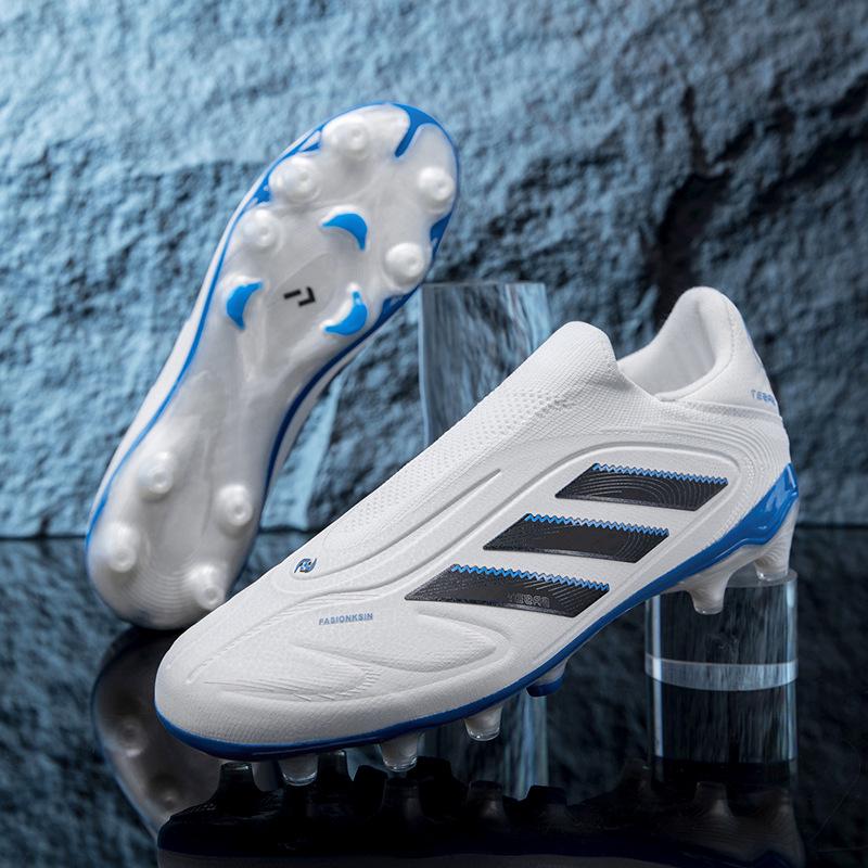 Nahtlose Flyknit Schnürlose COPA Fußballschuhe für Herren & Damen - Mit langen Stollen, Ideal für Wettkampf & Training