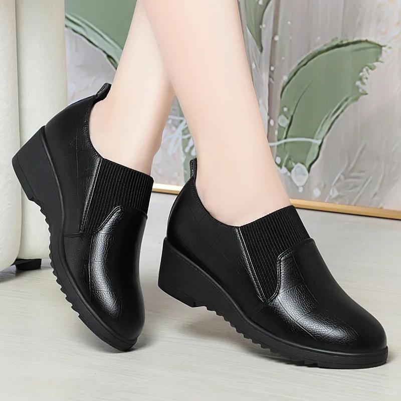 4.5cm Comfortable Deep Mouth Soft Leather Shoes Flexible Loafers Women 2025 Spring Platform Wedges Shoes for Office Mom Work
