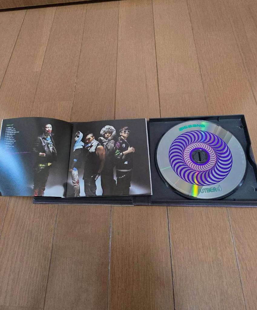[USED] 3 BIGBANG CDs (sold separately)