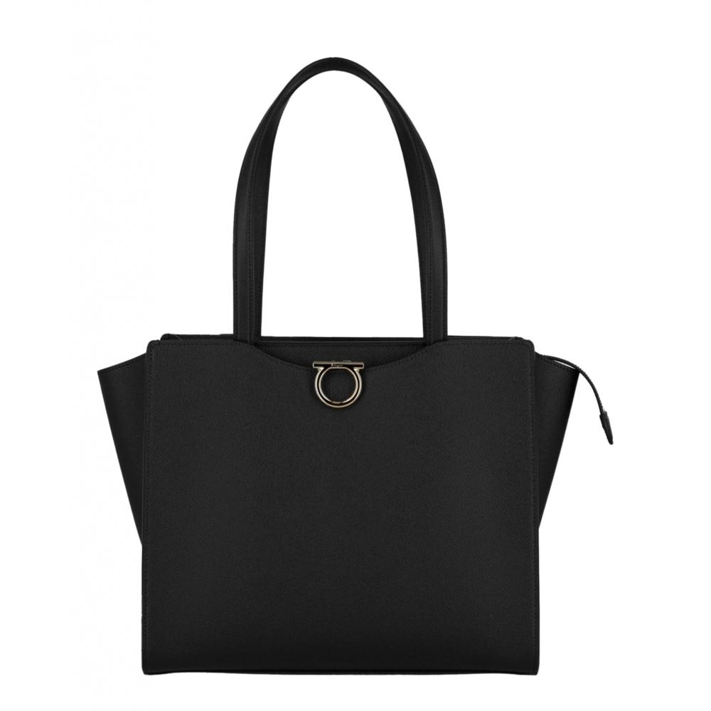 

Salvatore Ferragamo Чорна шкіряна сумка через плече Gemini