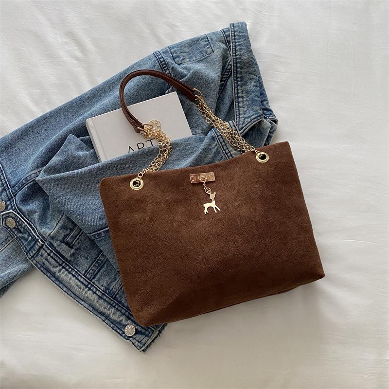 Retro Commuter Texture Chain Shoulder Bag Women's Winter Underarm Bag Tote Bag Women's