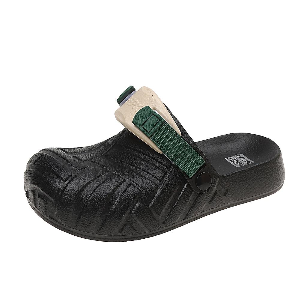 Fashion 2025 Slip Resistant Laboratory Doctor Clogs Women Medical Shoes Ultra Light Surgical Shoes Breathable Garden Work Slippers