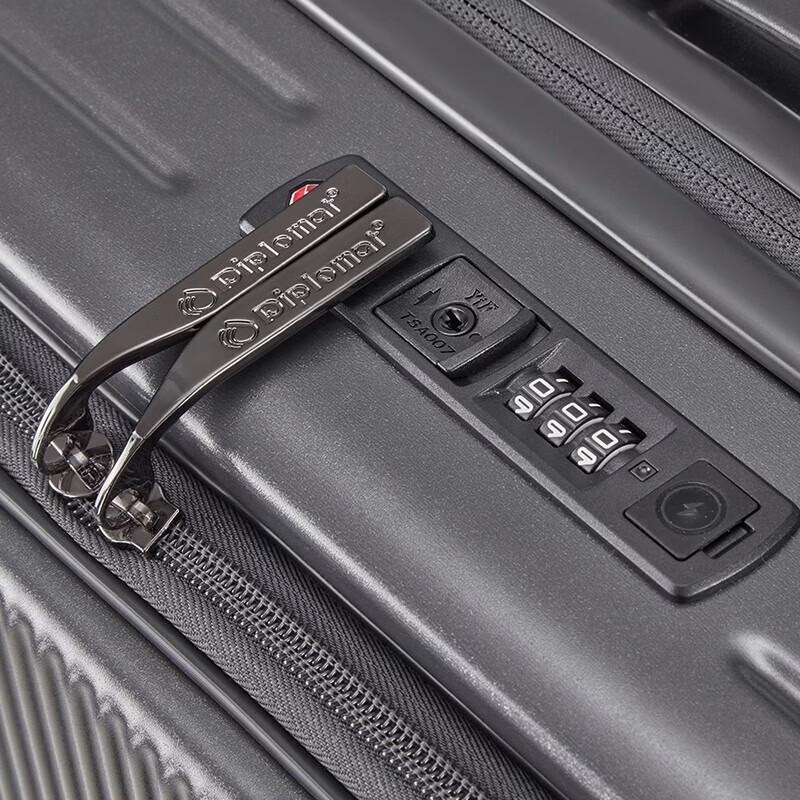 Diplomat HM-61192-1 Front-Opening Expandable Suitcase