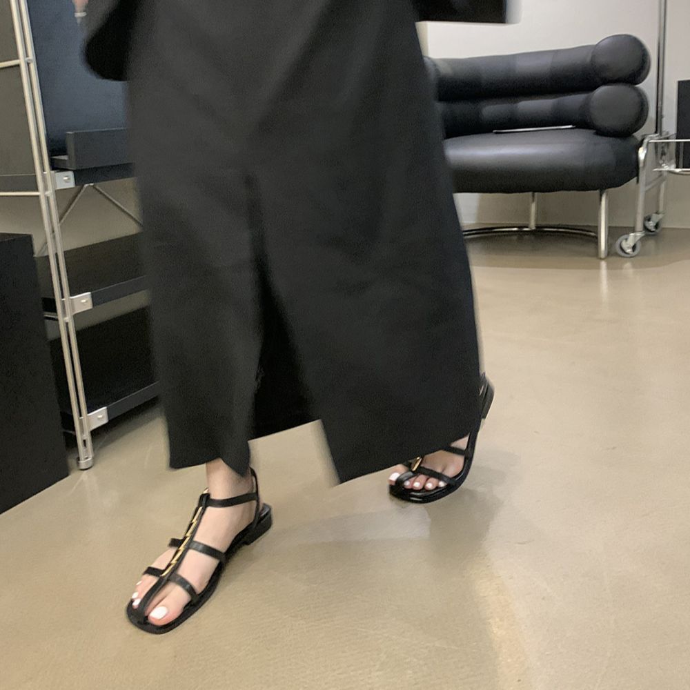 Модные женские босоножки с открытым носком — фото 3