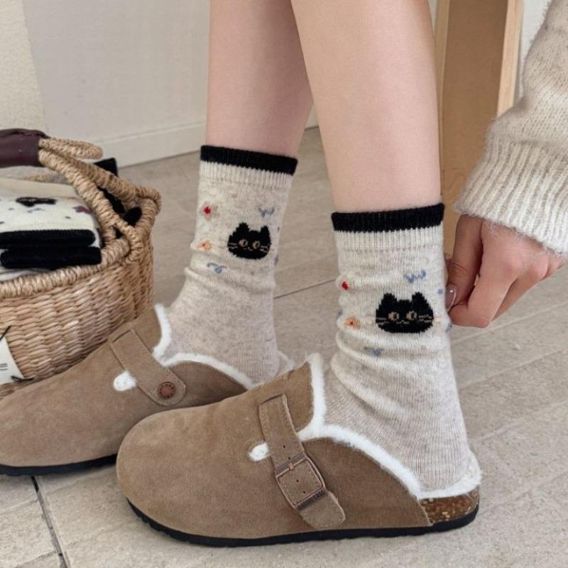 Warm Wool Socks for Women, Mid-calf Socks for Autumn and Winter, Thickened and Fleece, Cute Cat Cartoon Winter Long Socks
