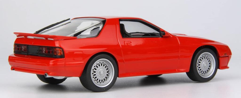 Scale Automobile Kit Mazda Savanna Blaze Plastic Model Kit MN08 PLATZ/MONO 1/32 RX-7 (FC3S) Red, Pre-Colored