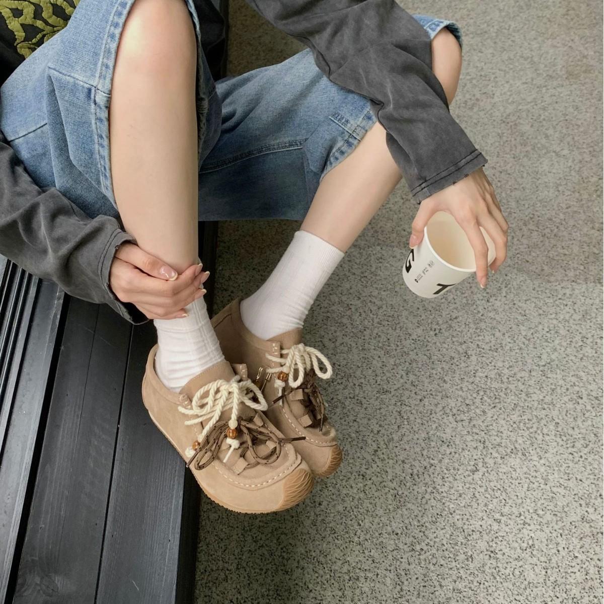 

2025 новые туфли на платформе с круглым носком, матовые, в студенческом стиле, на шнуровке, с бахромой, женские туфли-одиночки для подиума 39