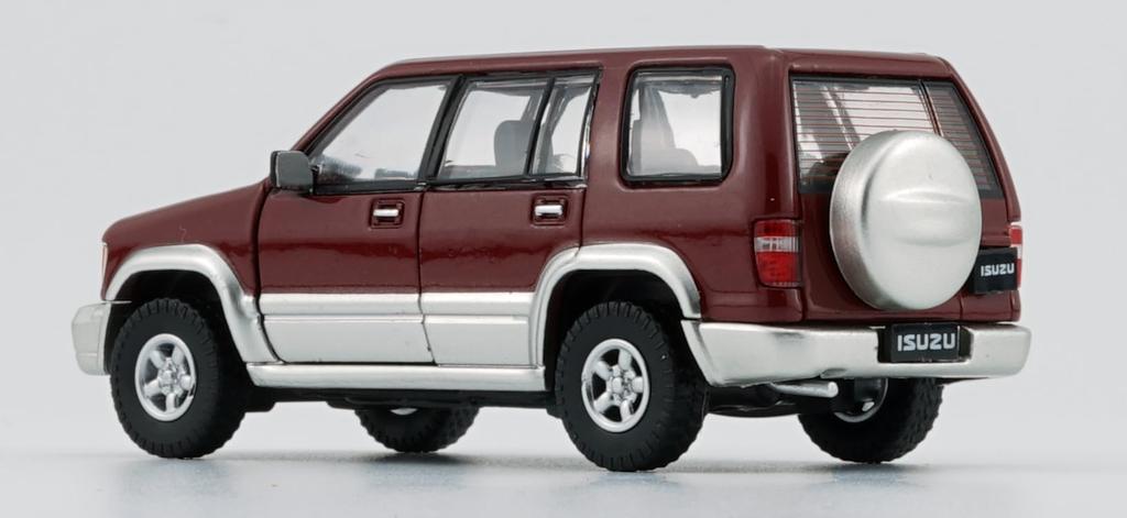BM CREATIONS Scale Isuzu Bighorn Dark Red RHD Finished Product 1/64 1998-2002