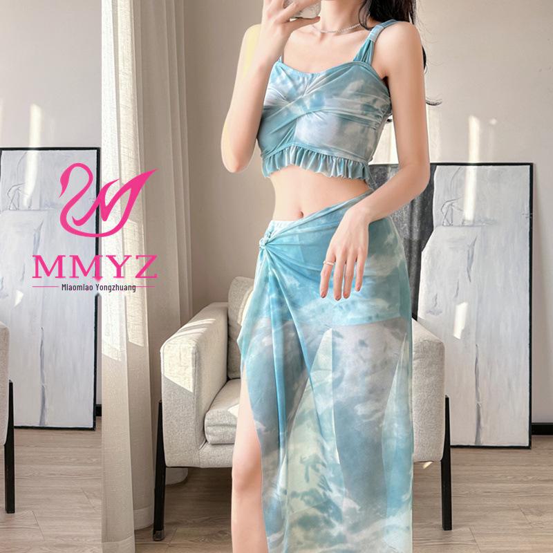 2025 Women's Slimming Three-Piece Bikini Set: Seaside Vacation & Hot Spring-Ready, Conservative Belly-Covering Swimsuit.