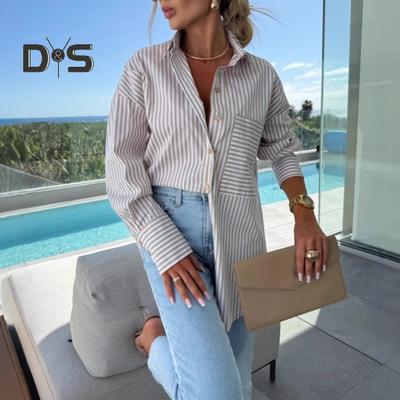 Damen-Shirt mit Revers, langen Ärmeln, gestreiftem Druck, lässige Oberteile, Knopfleiste, unregelmäßiger Saum, lockere Passform, Frühling/Herbst