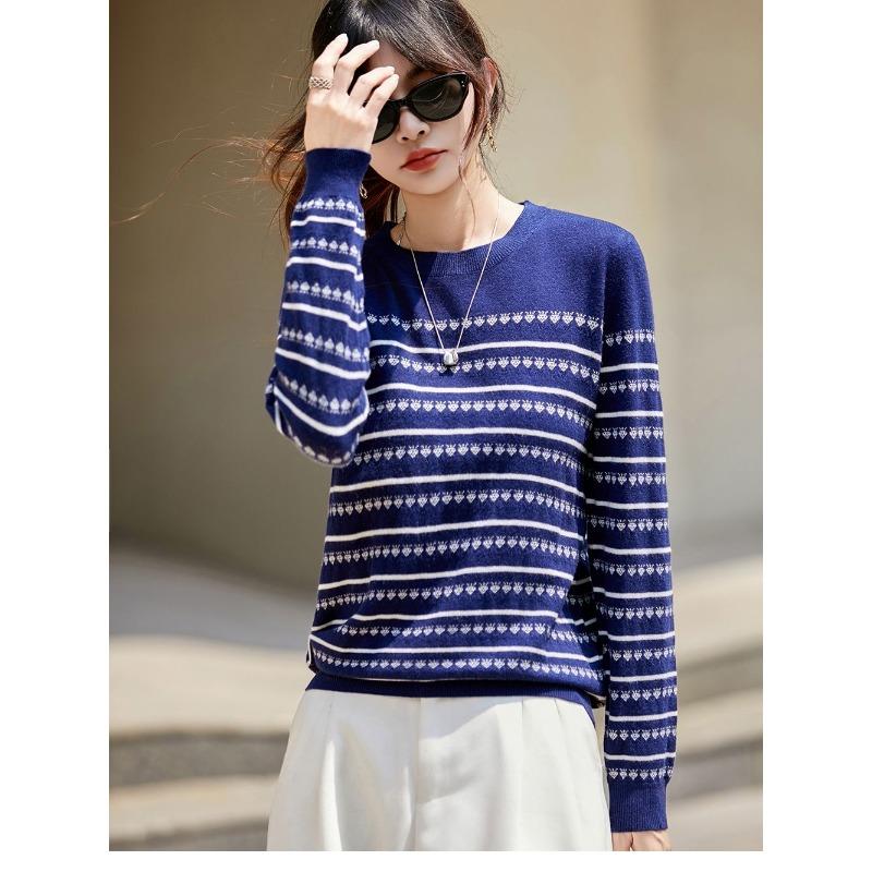 Retro Jacquard Knitted Women's Autumn Fashionable Thin Style Age-reducing Base Stripes Versatile Long-sleeved Top