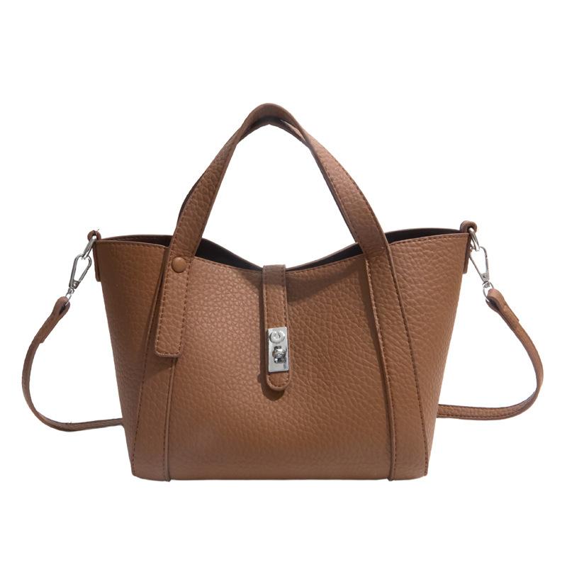 

PU Tote Bag Women Fashion Mini Shoulder Bag Casual Daily Use Crossbody Handbag with Metal Clasp коричневый