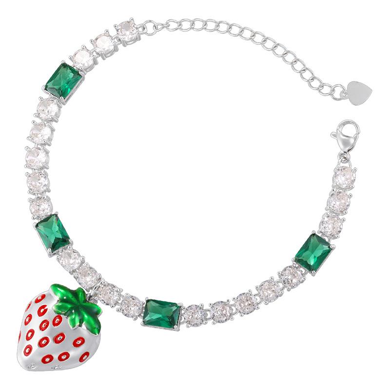 

Exquisite Sweet Copper Diamond Strawberry Bracelet Necklace Premium Fruit Jewelry Set Vl633-634