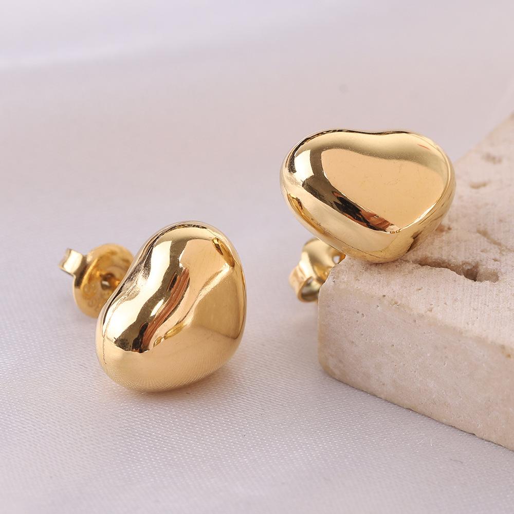 European  American Valentine s Day Love Heart Titanium Steel Stud Earrings