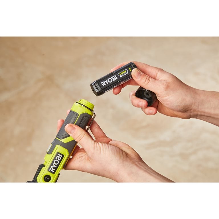 RYOBI USB Lithium Swivel Lamp