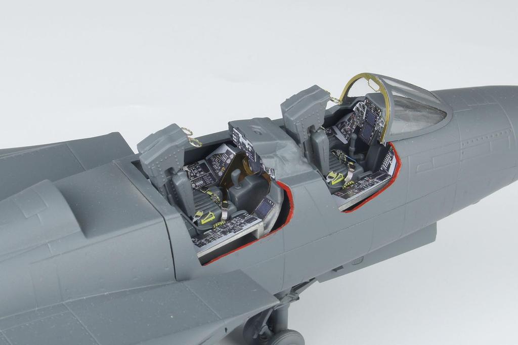 Platz Japan Air Force Lightning II 301st Squadron 50th Anniversary Commemorative Paint Scheme Plastic Model Kit with Dedicated Etched Parts 1/72