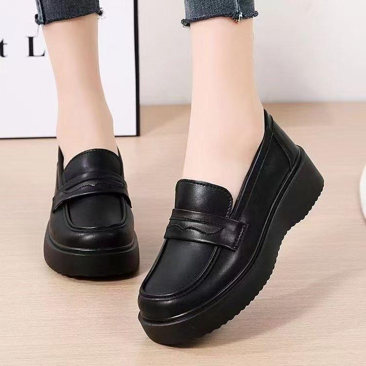 2025 new spring and autumn small leather shoes British style single shoes women's flat loafers versatile black work shoes one pedal