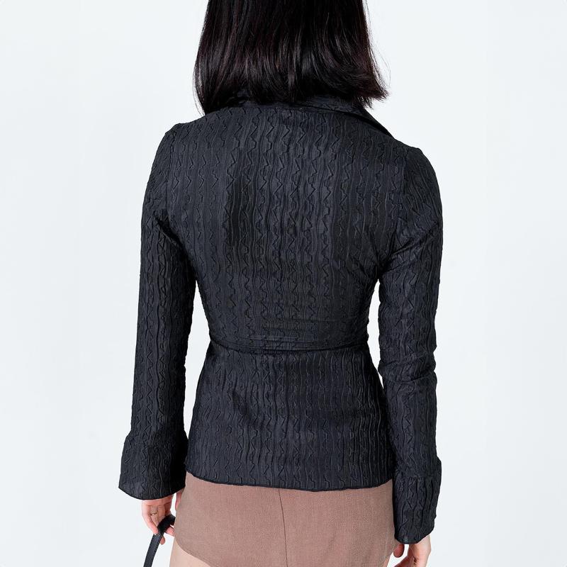 Women's Black Textured Long-Sleeve Shirt Flared Cuff Slim Fit Office Casual Blouse