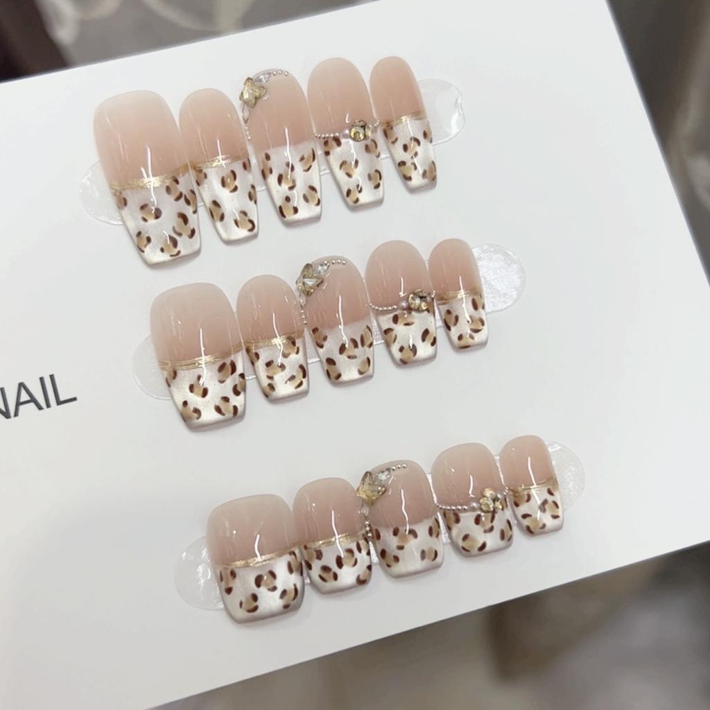 Pure Hand-made Phototherapy Wearable Nail Piece Powder Leopard Print Wearable Nail Finished Product Reusable Nail Patch