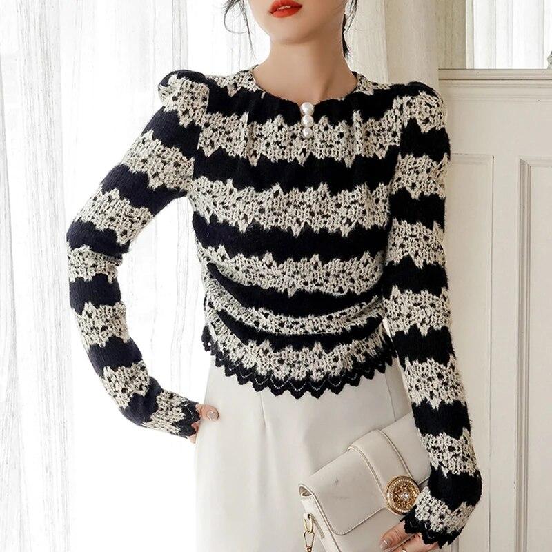 Fashion Beaded Crochet Lace Blouse Women Simple Long Sleeve Pleated Tops Autumn Winter Casual Korean Hollow Shirt 29562