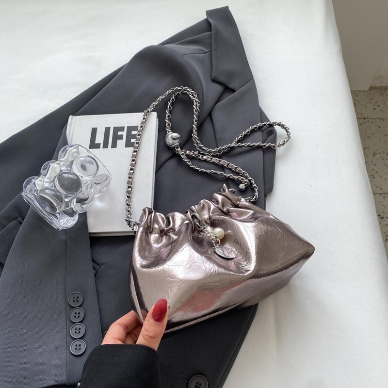 Women's Metallic PU Leather Shoulder Bag Fashionable Chain Strap Bucket Crossbody Purse Elegant Design Women's Evening Dress Bridal Wedding Handbag