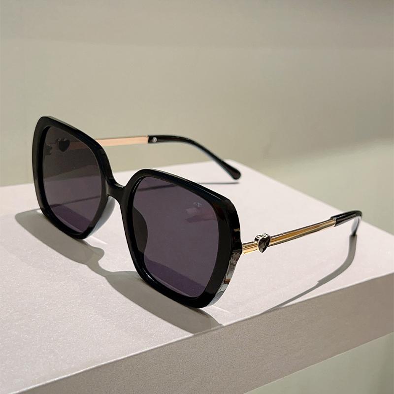 Vintage Square Sunglasses Women Fashion Cute Candy Color Rim Gradient Shades  Trendy Retro Brand Design Sun Glasses