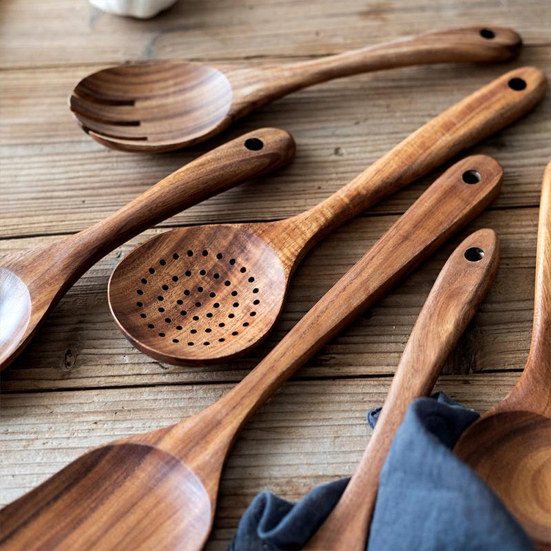 Natural Wood Kitchen Utensil Set  Eco-Friendly Cooking Tools Incl Skimmer Spoon Salad Scoop Non-Stick Rice Colander for Soup