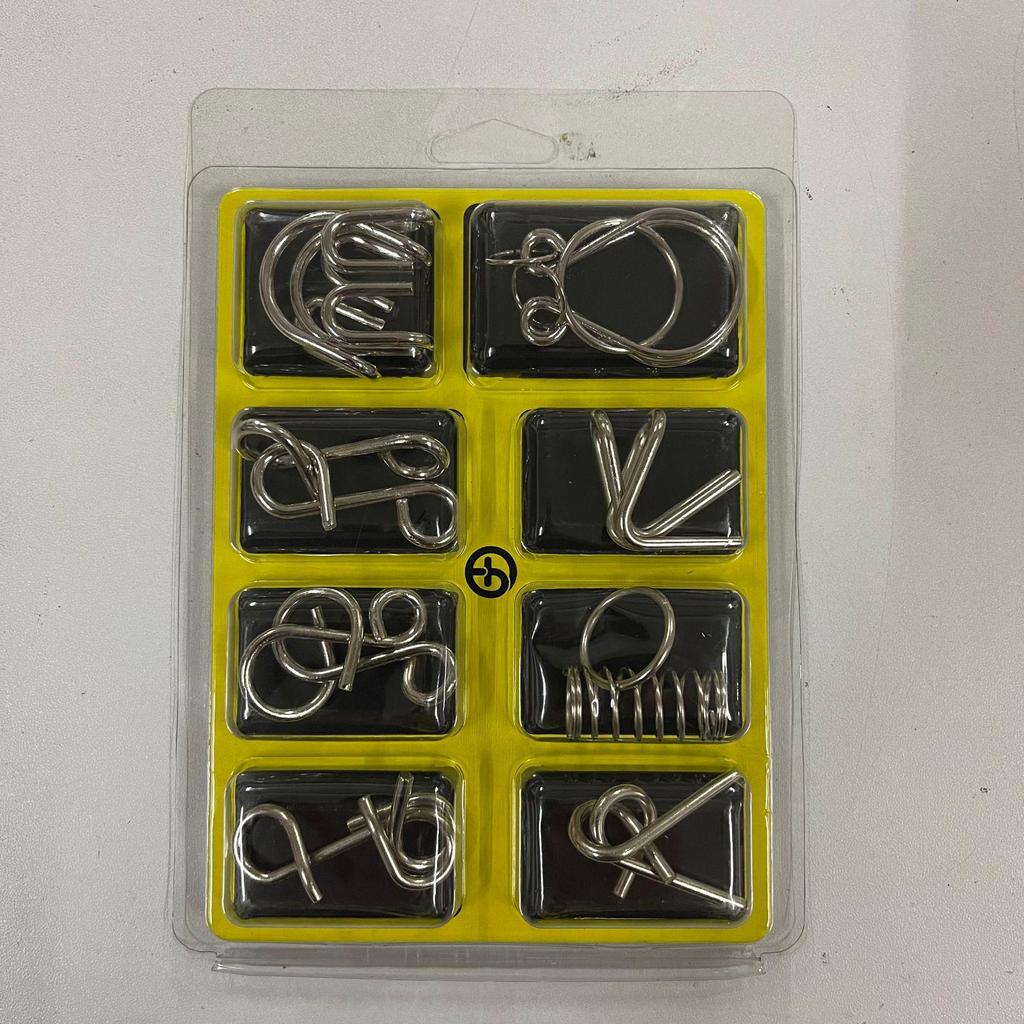 Intelligent Unlocking Ring and Buckle Set: Educational Toy for School Kids - 8-Piece Luban and Kongming Locks