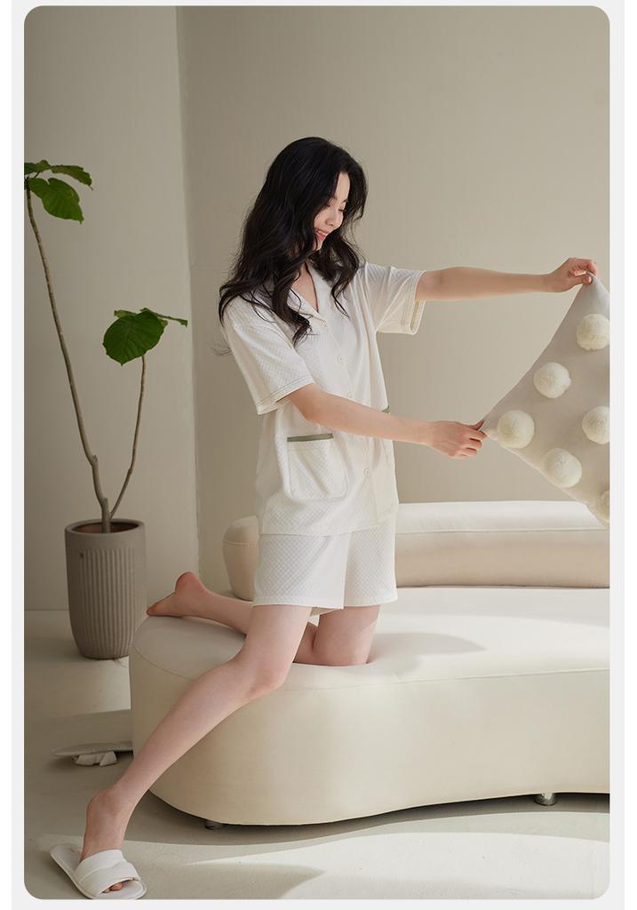 Xuan Liang Sleepwear Women's Summer Pure Cotton Short Sleeved Shorts New Casual Simple White Large Home Furnishing Set