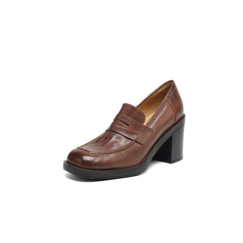 Neue Damen-Leder-Loafer in Übergröße, einfarbige Halbschuhe mit mittlerem Absatz aus Rindsleder mit dicker Sohle, Low-Top-Schuhe für alle vier Jahreszeiten, Einzelne Schuhe für Damen