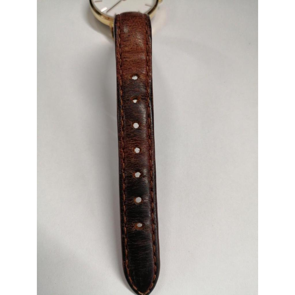 Used DANIEL WELLINGTON B28RW21 quartz watch