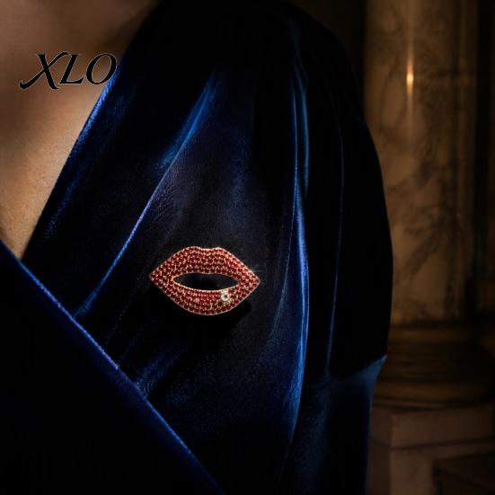 Clothing Pins Sexy Rhinestone Lip Brooch for Women, Red Shape Lapel Daily Wear Pin, Accessory Suits Coats Scarves Shawls Bags Design Jewelry