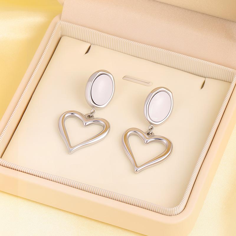 Titanium Steel Earrings - Fashionable Earrings with Diamonds, Heart-shaped Four-leaf Clover Earrings, Women s Stainless Steel Earrings Steel color - Shell color