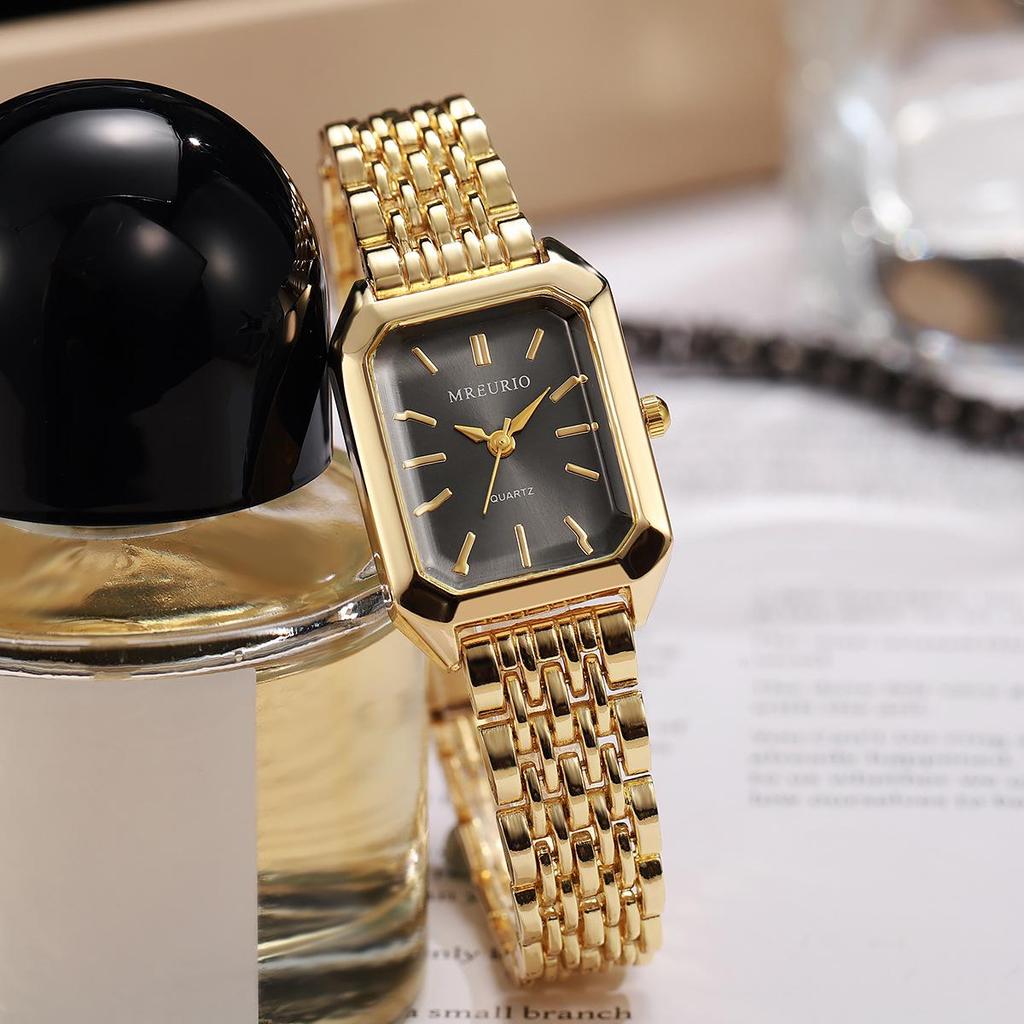 Trendige Damen-Vierkant-Armbanduhr mit goldenem Stahlband