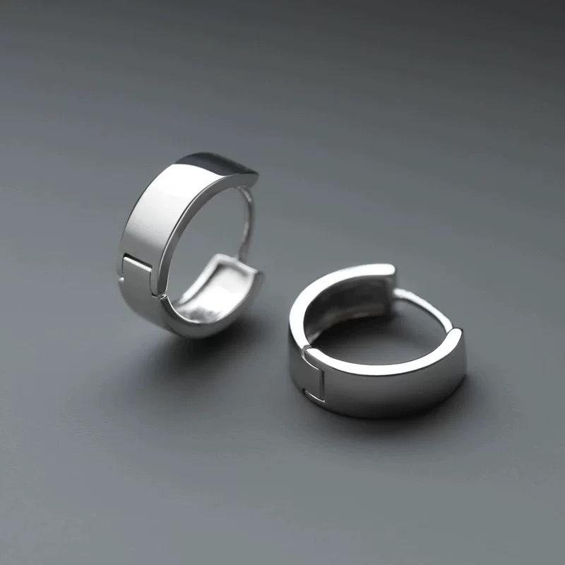 Minimalistische breite Creolen, Ear Cuffs, schlichtes und einzigartiges Design, vielseitige und raffinierte Ohraccessoires für Damen und Herren