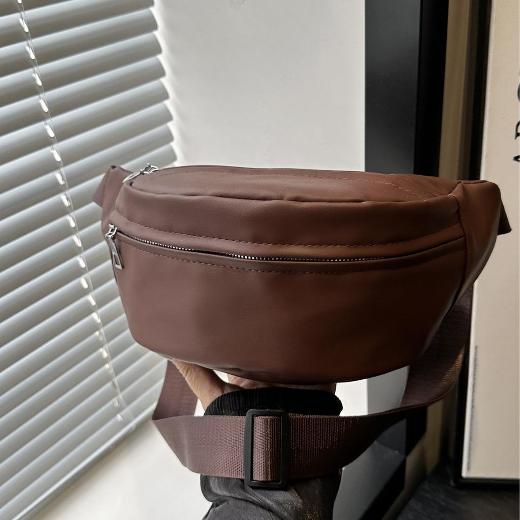 Breast Bag Retro Simple Versatile Shoulder Messenger Bag 2025 New Fashion Diagonal Span Small Backpack Lightweight Sports Fanny Pack