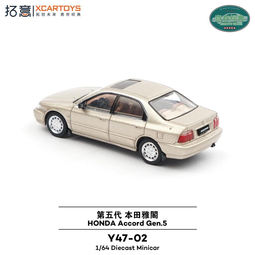 Takui Honda Accord 5th Generation Champagne Gold Finished Model (XCARTOYS) 1/64 - Y47-02