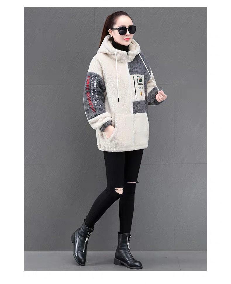 Korean Style Plus Size Mid-Length Lambswool Hoodie for Women - Slimming, Versatile, Thickened, and Cozy.