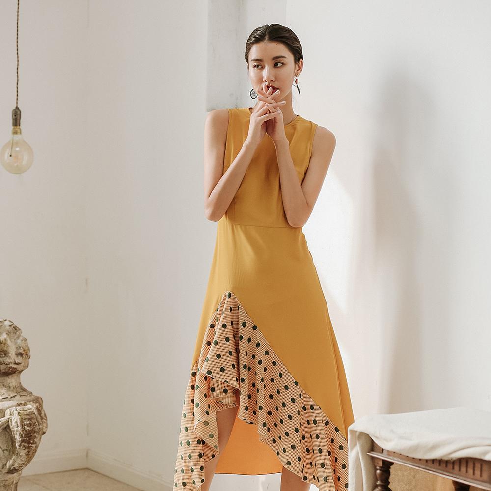 Laengsseon Dot Frill Dress