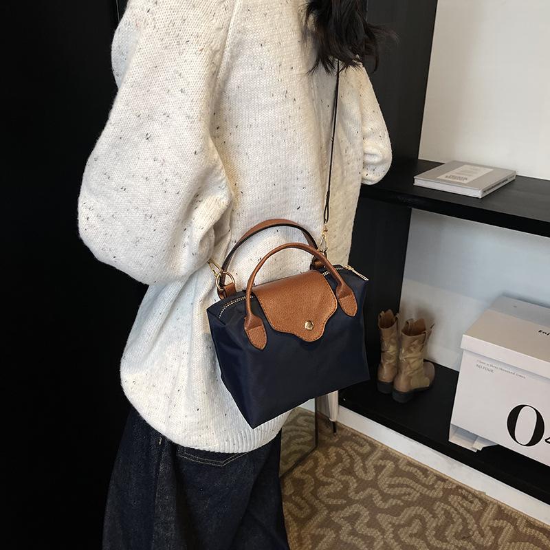 Retro Fashion New Versatile Women's Bag Hand Shoulder Bag Simple Fashion Crossbody Dumpling Bag