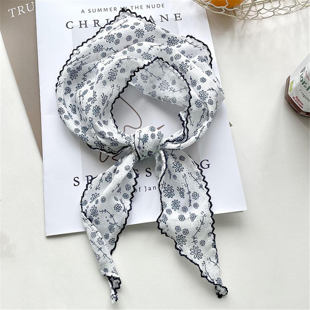 Lightweight Floral Triangle Scarf Korean Style Thin Vintage Neck Scarf Head Wrap Breathable Cotton Linen Scarf for Women