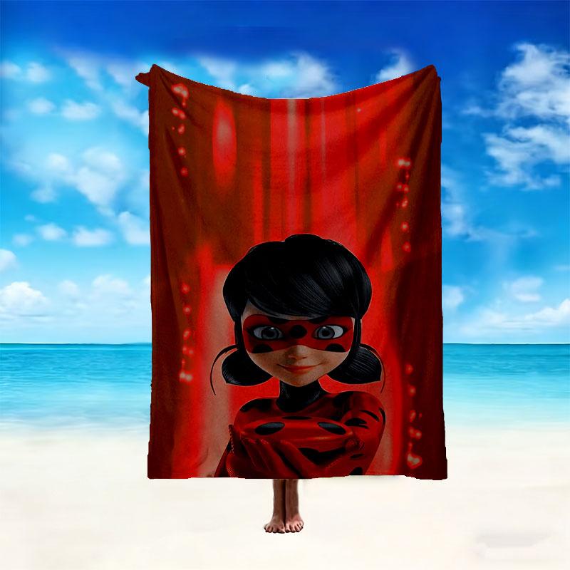 Ladybug Pattern Blanket, Cozy Blanket for All-Season Comfort On Sofas, Beds, Office, Car, Camping and Travel
