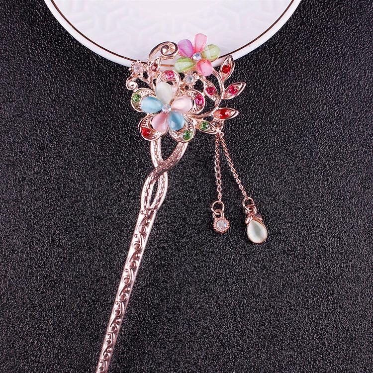 1 Pcs Fancy Colorful Flower Hollow Clip Hair Accessories Women Fashion Rhinestone Hairpin Headwear Clips Indian Jewelry