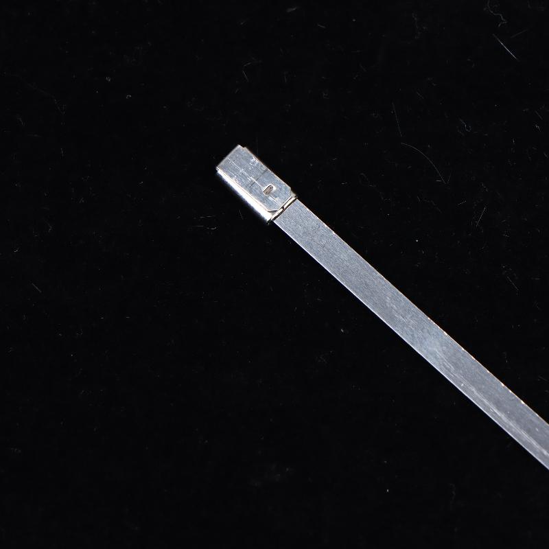 Nastro Termico per Silenziatore di Motocicletta Fascia di Scarico Heat Wrap Scudo Termico Isolamento Con Fascette in Acciaio Inossidabile 5M Foglio di Alluminio