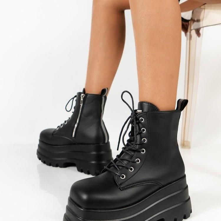 

Martin boots women s autumn and winter new round head thick-soled muffin and lace-up short women s boots 36 чорний