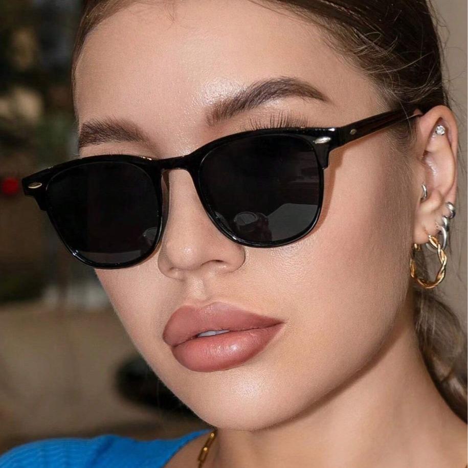 Vintage Metal Rivet Sunglasses women Retro Unisex Classic Outdoor Travel Fashion Eyewear with Gradient Tint