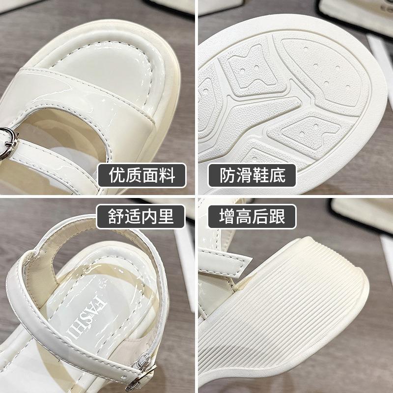 Muffin Platform Shoes Women's Summer New Open-toed Niche Design Patent Leather One-word Buckle Casual Sandals