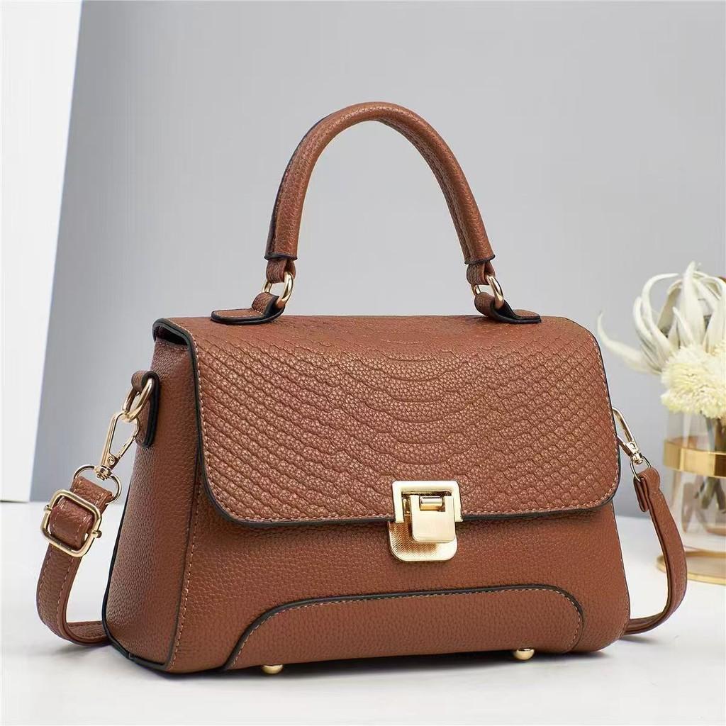 Chic Pu Leather Crocodile Pattern Mini Handbag Stylish Versatile Shoulder Bag For Everyday Use