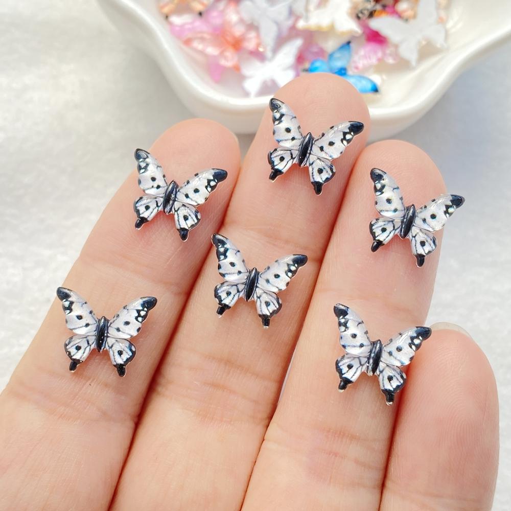 50Pcs Cute Mini Cartoon Colorful Butterflies Nail Art Resin Designer Charms Diy Craft For Nail 3D Decorations Jewelry